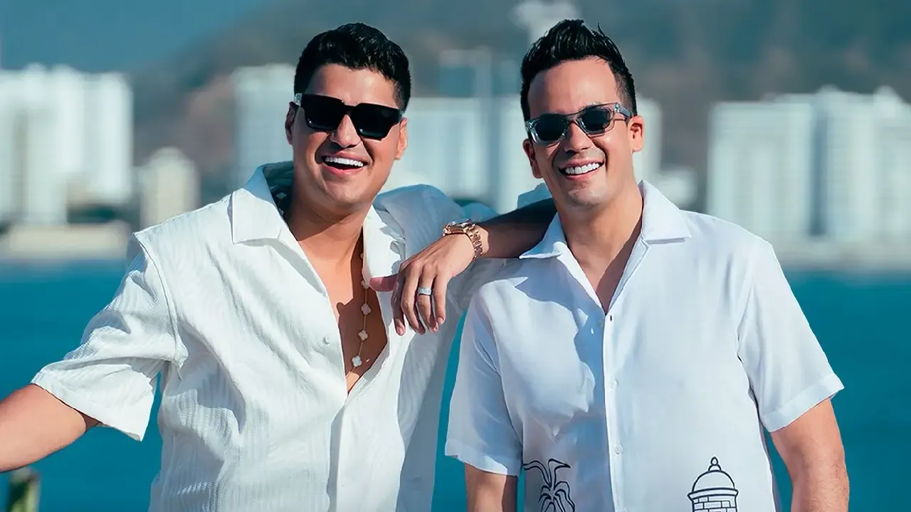 elder y rueda.webp